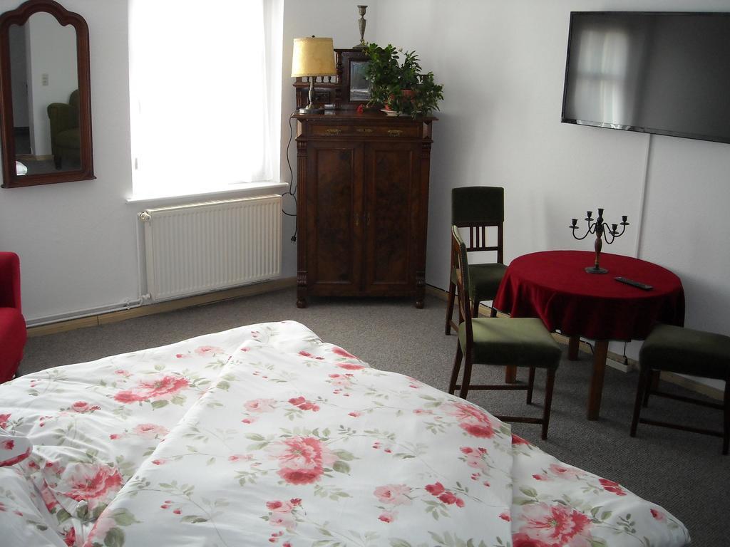 Ferienwohnung Auf Ehem. Alten Bauernhof Liebenwalde Exterior photo