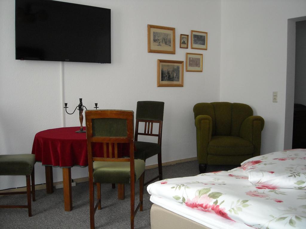 Ferienwohnung Auf Ehem. Alten Bauernhof Liebenwalde Exterior photo