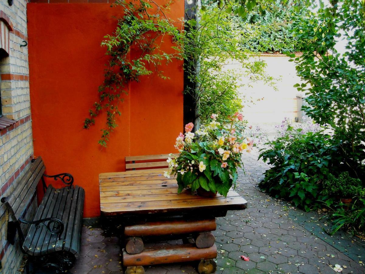 Ferienwohnung Auf Ehem. Alten Bauernhof Liebenwalde Exterior photo